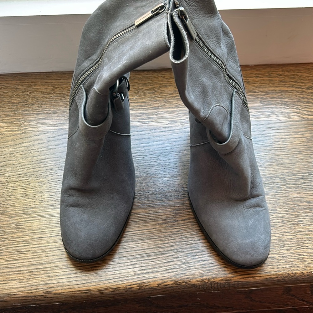Michael Kors Gray ankle boots size 8, heel Height 2 1/2